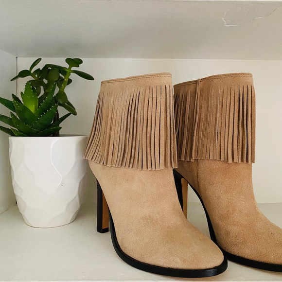 Joie Shoes - NWOT Joie Tan Fringe Boho Heel Booties 37 1/2